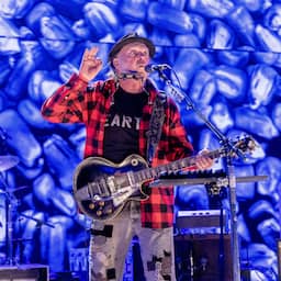 Neil Young geeft in juli concert in Stadspark Groningen