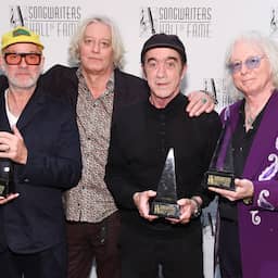 R.E.M. brengt nieuwe ep uit om radiozender Radio Free Europe te steunen