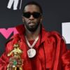 Jurylid in Diddy-zaak vervangen vanwege onduidelijke verblijfsstatus Jurylid in Diddy-zaak vervangen vanwege onduidelijke verblijfsstatus