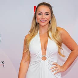 Emma Heesters hervat theatertour na pauze vanwege kanker: ‘Voelt zo goed’