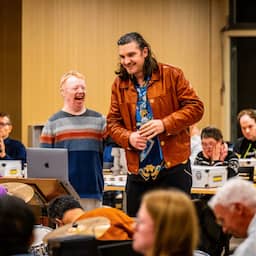 Reinier Zonneveld helpt Jostiband met festivalshows op 5 mei