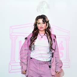 Messy van Lola Young meest gedraaide nummer op Nederlandse radio